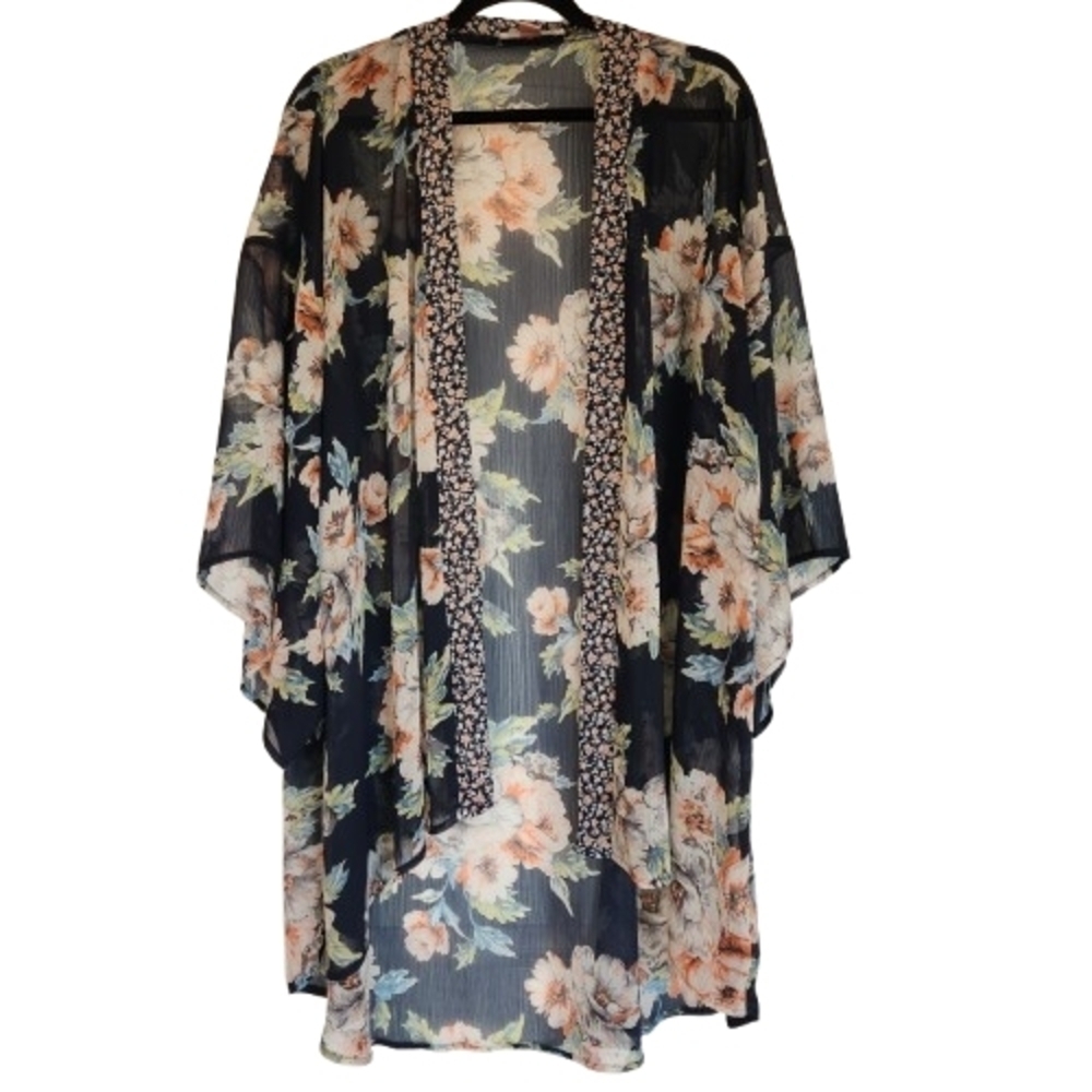 Band of Gypsies Navy Blue Floral Kimono Size M/L Armholes 1/2 Bell Sleeve Light